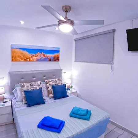 Appartement Playa Del Duque Poolside